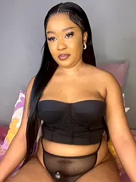 Snapshot of BlackBarbieX23 chatting on 09.30.25 BlackBarbieX23 online show from 09.30.25