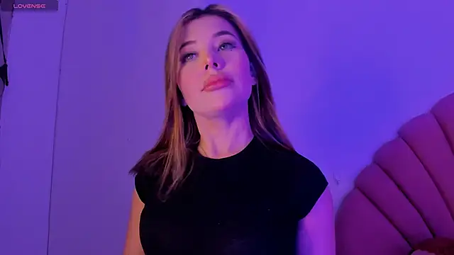 Snapshot of nicol_gw7 chatting on 10.15.25 nicol gw7 online show from 10.15.25