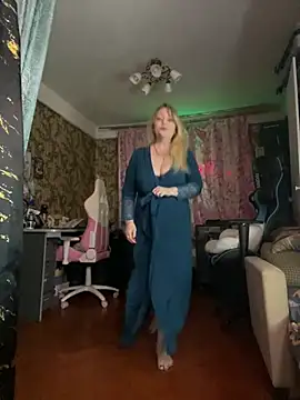 Sweet-blonde online show from 06.03.26
