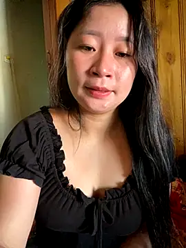 violet-00 online show from 10.13.25