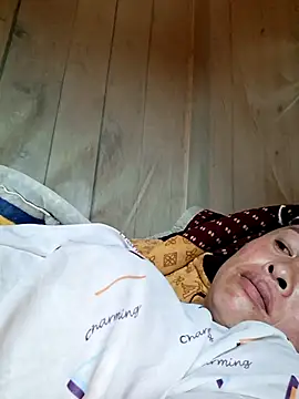 xuxulovezz online show from 04.14.26