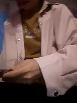 Snapshot of Suny_babyy chatting on 10.01.25 Suny babyy online show from 10.01.25