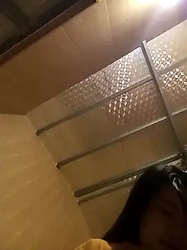 Snapshot of Suny_babyy chatting on 10.06.25 Suny babyy online show from 10.06.25