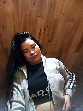 Snapshot of Suny_babyy chatting on 11.03.25 Suny babyy online show from 11.03.25