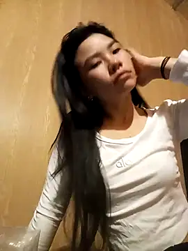 Snapshot of Suny_babyy chatting on 11.06.25 Suny babyy online show from 11.06.25