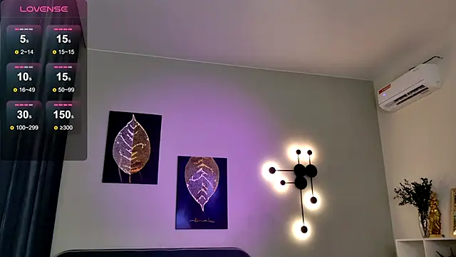 CleoStringer online show from 11.18.25