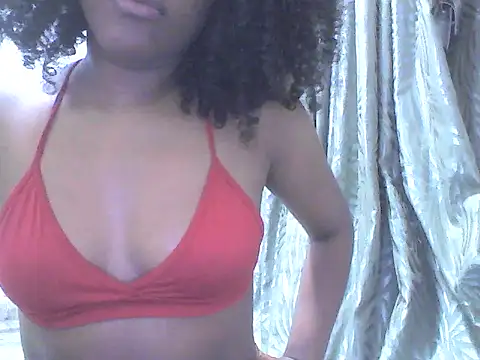 Snapshot of Susy16 chatting on 02.11.26 Susy16 online show from 02.11.26