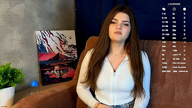 Snapshot of StephanieeMiller chatting on 10.18.25 StephanieeMiller online show from 10.18.25