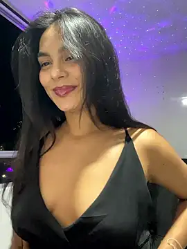 Selene Wings22 online show from 11.28.25