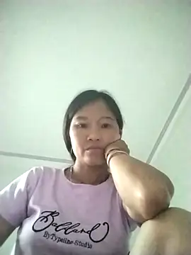 Snapshot of abigail-00 chatting on 09.23.25 abigail-00 online show from 09.23.25