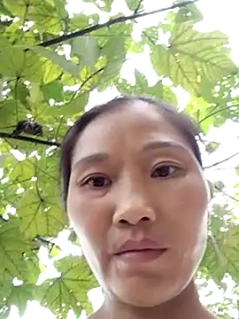 Snapshot of abigail-00 chatting on 09.24.25 abigail-00 online show from 09.24.25