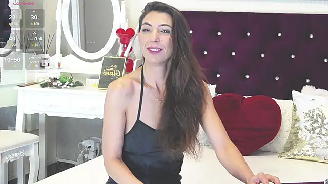 Snapshot of Rossaliaa chatting on 06.14.26 Rossaliaa online show from 06.14.26