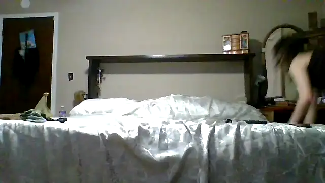 Snapshot of brunettebabexo3 chatting on 11.26.25 brunettebabexo3 online show from 11.26.25