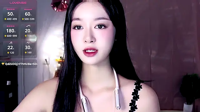 Snapshot of Nelly520 chatting on 11.05.25 Nelly520 online show from 11.05.25