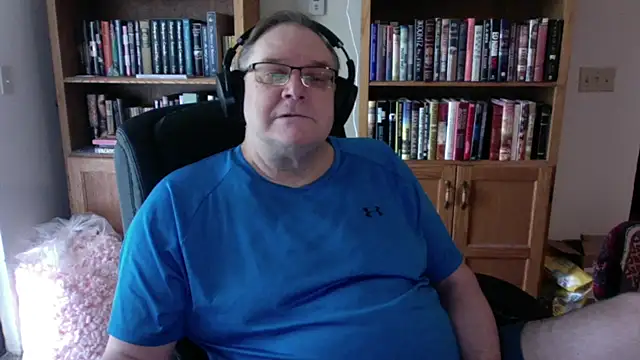 Vinyl22xh online show from 05.27.26