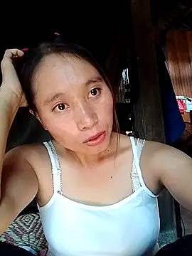 Snapshot of ruby-00 chatting on 10.05.25 ruby-00 online show from 10.05.25