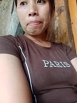 Snapshot of ruby-00 chatting on 10.07.25 ruby-00 online show from 10.07.25