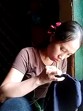 Snapshot of ruby-00 chatting on 10.10.25 ruby-00 online show from 10.10.25