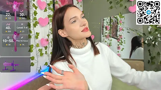 Selena Lune online show from 10.08.25