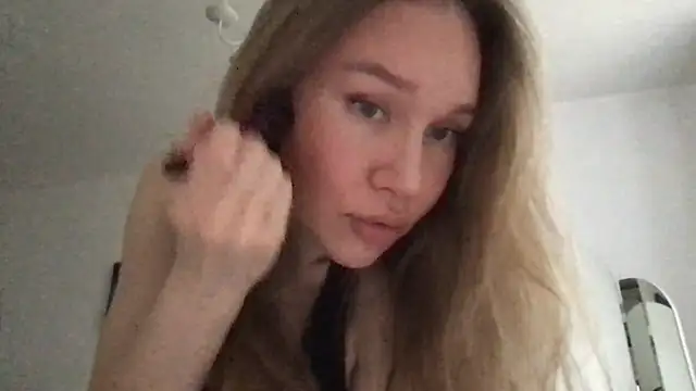 Marivell online show from 10.04.25