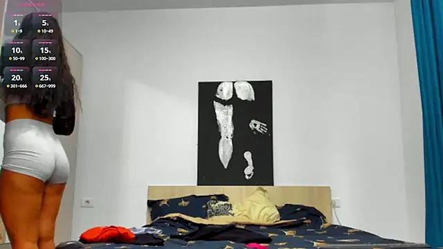 AylinHazellx online show from 10.13.25