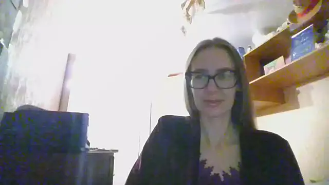 Snapshot of Norivann chatting on 10.15.25 Norivann online show from 10.15.25