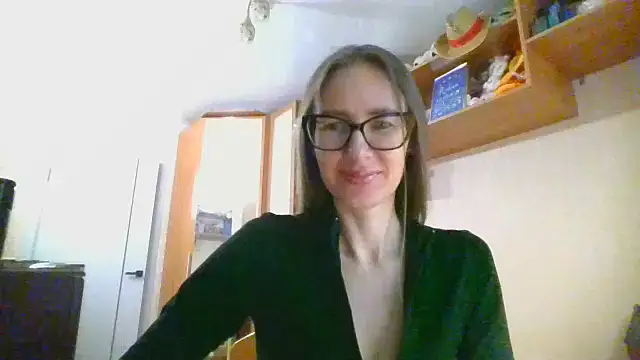 Snapshot of Norivann chatting on 10.23.25 Norivann online show from 10.23.25