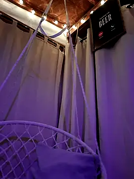 Painstickwes online show from 04.27.26