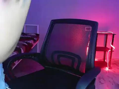 Snapshot of Black_Majik_Women chatting on 09.28.25 Black Majik Women online show from 09.28.25