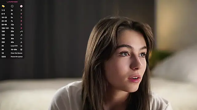 Snapshot of LettySlovacek chatting on 11.08.25 LettySlovacek online show from 11.08.25