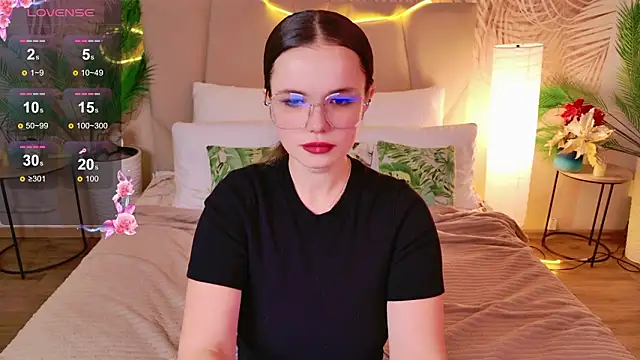 KellyHayden online show from 02.02.26