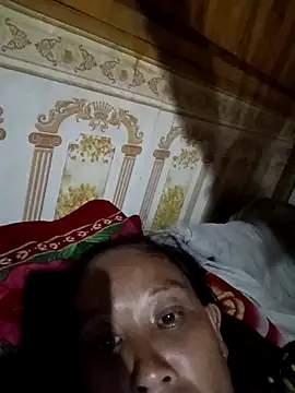 Snapshot of vtmbae chatting on 09.23.25 vtmbae online show from 09.23.25