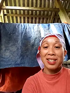 Snapshot of vtmbae chatting on 09.28.25 vtmbae online show from 09.28.25