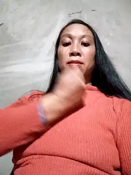 Snapshot of vtmbae chatting on 10.09.25 vtmbae online show from 10.09.25