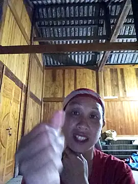 Snapshot of vtmbae chatting on 10.16.25 vtmbae online show from 10.16.25