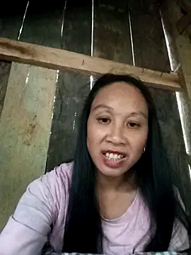 Snapshot of vtmbae chatting on 11.03.25 vtmbae online show from 11.03.25