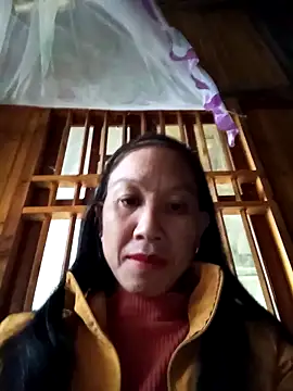 Snapshot of vtmbae chatting on 11.07.25 vtmbae online show from 11.07.25