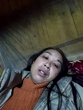 Snapshot of vtmbae chatting on 01.17.26 vtmbae online show from 01.17.26