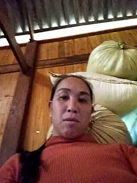 Snapshot of vtmbae chatting on 02.15.26 vtmbae online show from 02.15.26