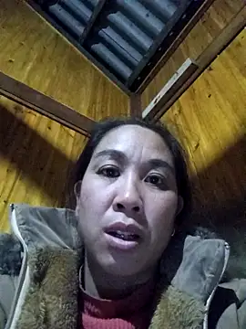 Snapshot of vtmbae chatting on 02.15.26 vtmbae online show from 02.15.26