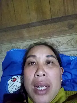 Snapshot of vtmbae chatting on 02.17.26 vtmbae online show from 02.17.26