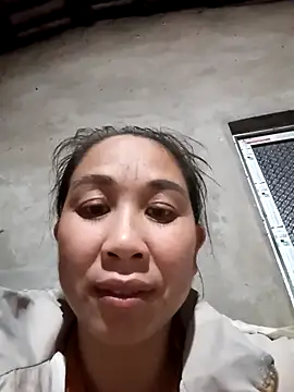 Snapshot of vtmbae chatting on 02.18.26 vtmbae online show from 02.18.26