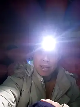 Snapshot of vtmbae chatting on 02.20.26 vtmbae online show from 02.20.26