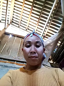 Snapshot of vtmbae chatting on 02.21.26 vtmbae online show from 02.21.26