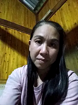 Snapshot of vtmbae chatting on 02.27.26 vtmbae online show from 02.27.26