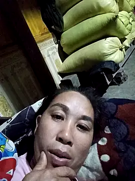 Snapshot of vtmbae chatting on 02.27.26 vtmbae online show from 02.27.26