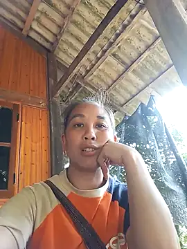 Snapshot of vtmbae chatting on 03.02.26 vtmbae online show from 03.02.26