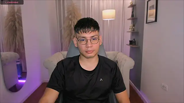 Snapshot of marcuswildx chatting on 01.11.26 marcuswildx online show from 01.11.26