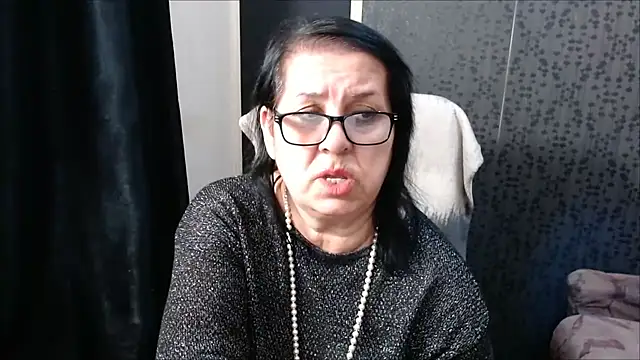 MissSanjanne online show from 03.06.25