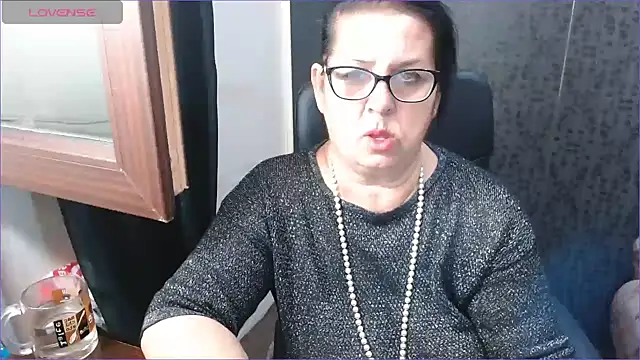 MissSanjanne online show from 09.16.25